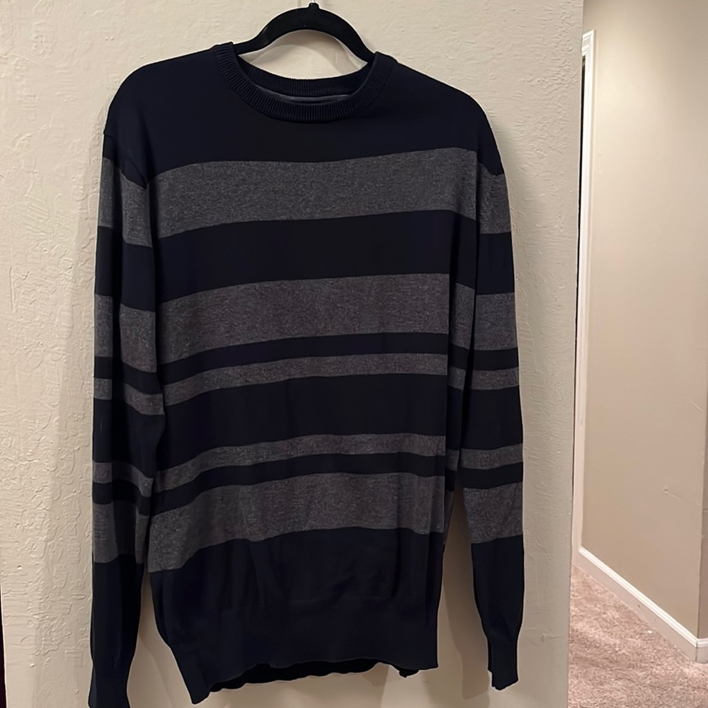 Empyre men’s black stripped sweater